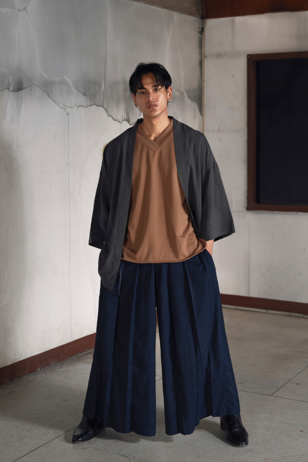 The ESSENCE Juban Tee - Mocha Brown