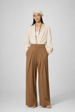 RYÚ Drop-V Seamless Collar Shirt - Oat White