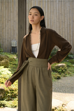 RYÚ Drop-V Seamless Collar Shirt - Espresso