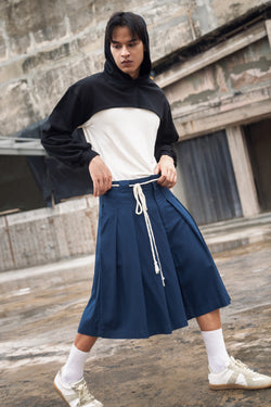 ARI Super Cropped Hoodie - Black