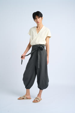 ARIAKE Linen Tobi Pants and Obi Belt - Anthracite Grey